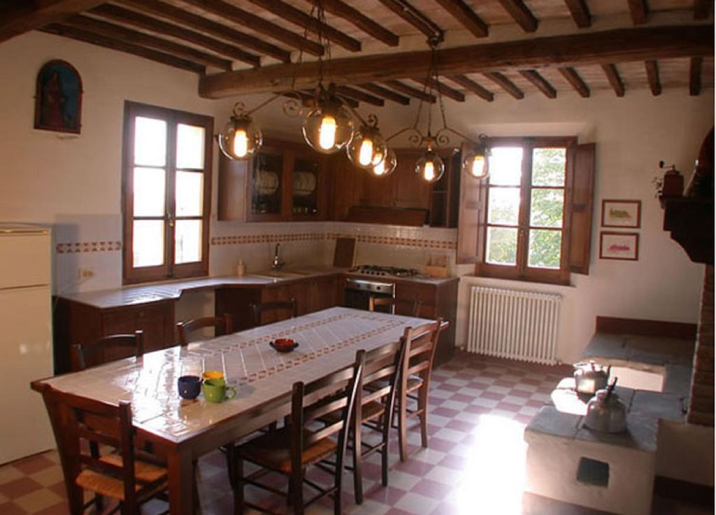 Casa Vacanze Pievina Vescona Habitación foto